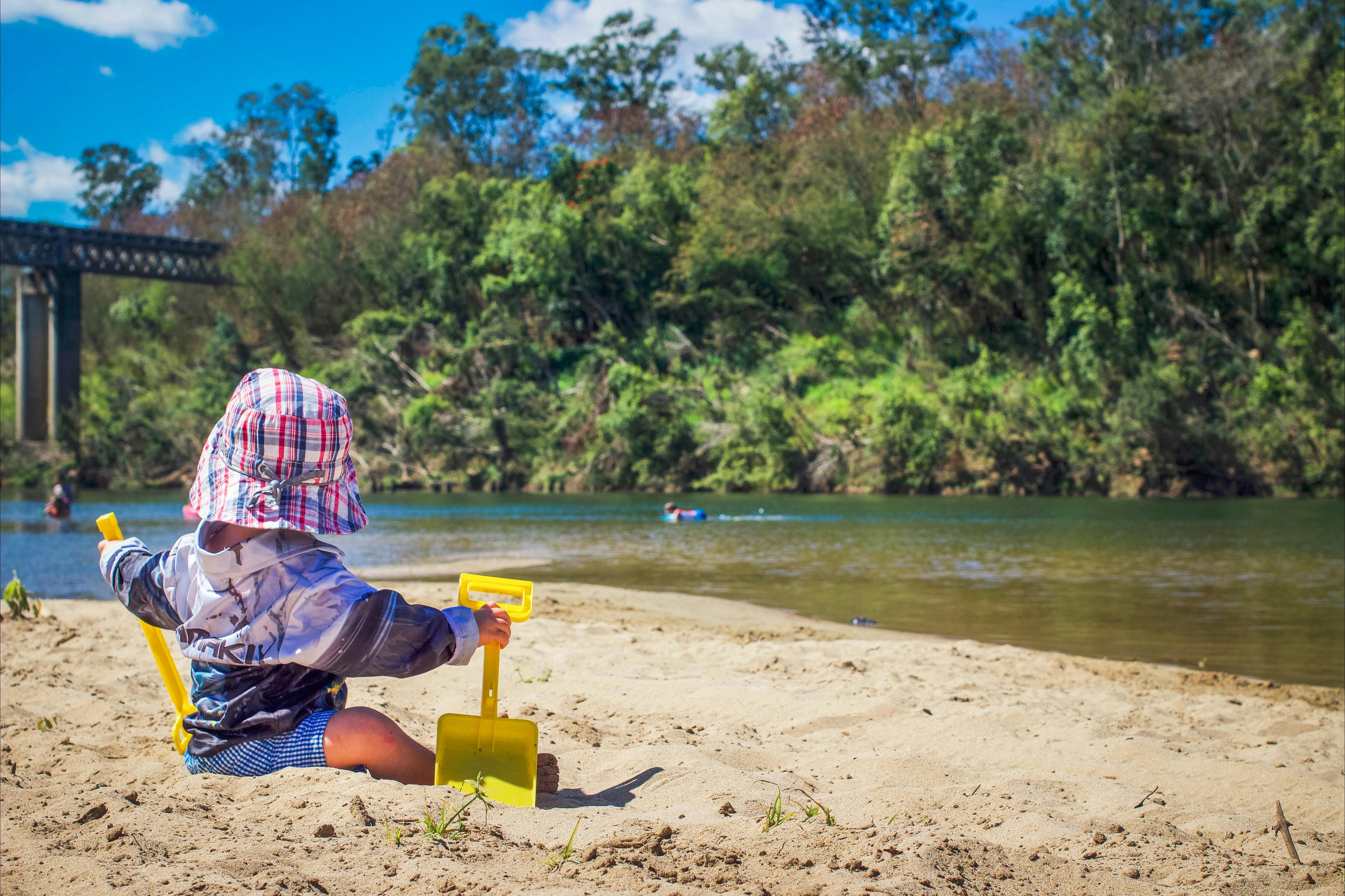 Mackay Isaac Region - Platypus Beach, Mirani